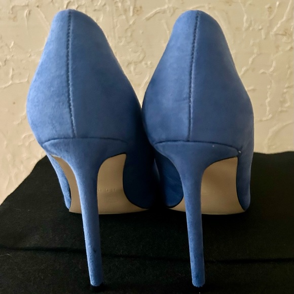 Rouge Pumps/Heels Condition-01 - Picture 6 of 8